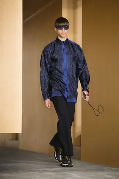Look 31
